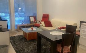 Modern Apartment Nearby Airport